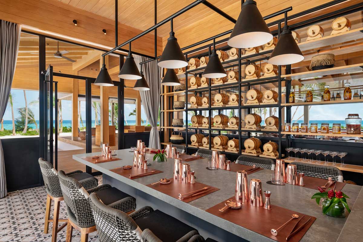 Die Aura Cocktail Bar Hilton Maldives Amingiri Resort & SPA Die Aura Cocktail Bar Hilton Maldives Amingiri Resort & SPA