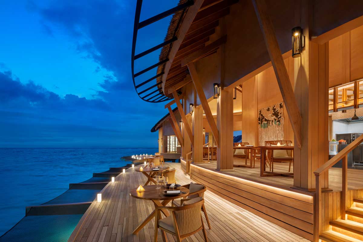 Das Origin-Restaurant im Hilton Maldives Amingiri Resort & SPA Das Origin-Restaurant im Hilton Maldives Amingiri Resort & SPA
