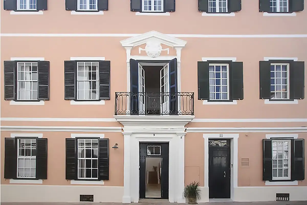 Menorca für Eingeweihte: Das Can Alberti 1740 in Mahón eröffnet