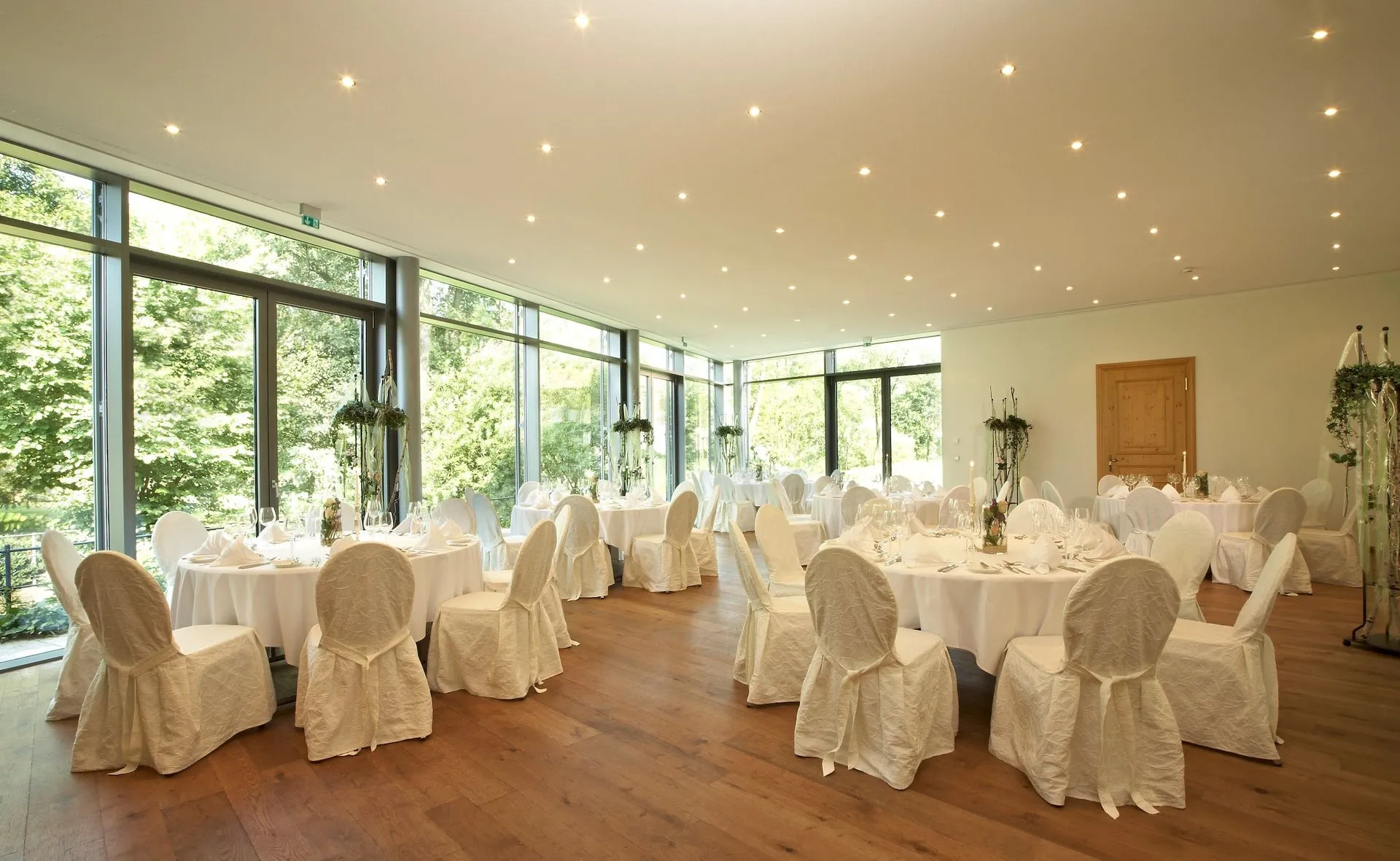 Der Veranstaltungsraum des Hotels Der V eranstaltungsraum des Hotels - für Hochzeiten, Familien- und Firmenevents